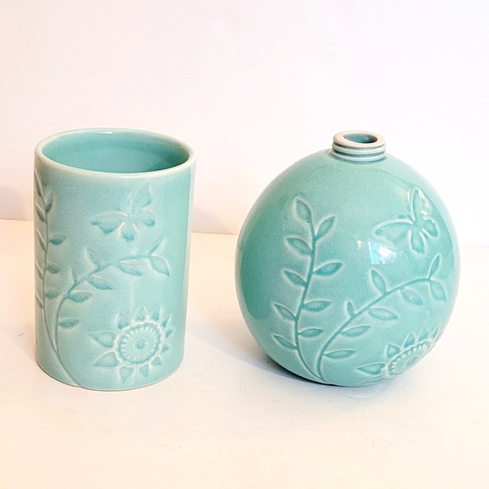Tumbler and bottle set